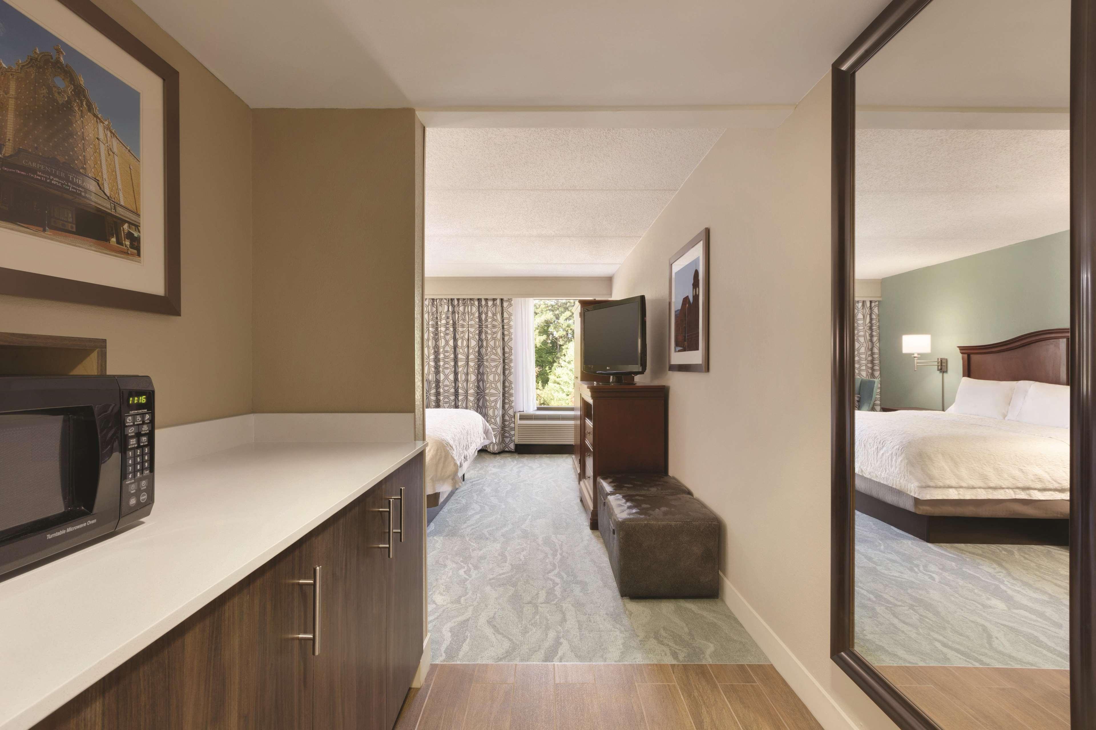 Hampton Inn Richmond/Ашленд Экстерьер фото