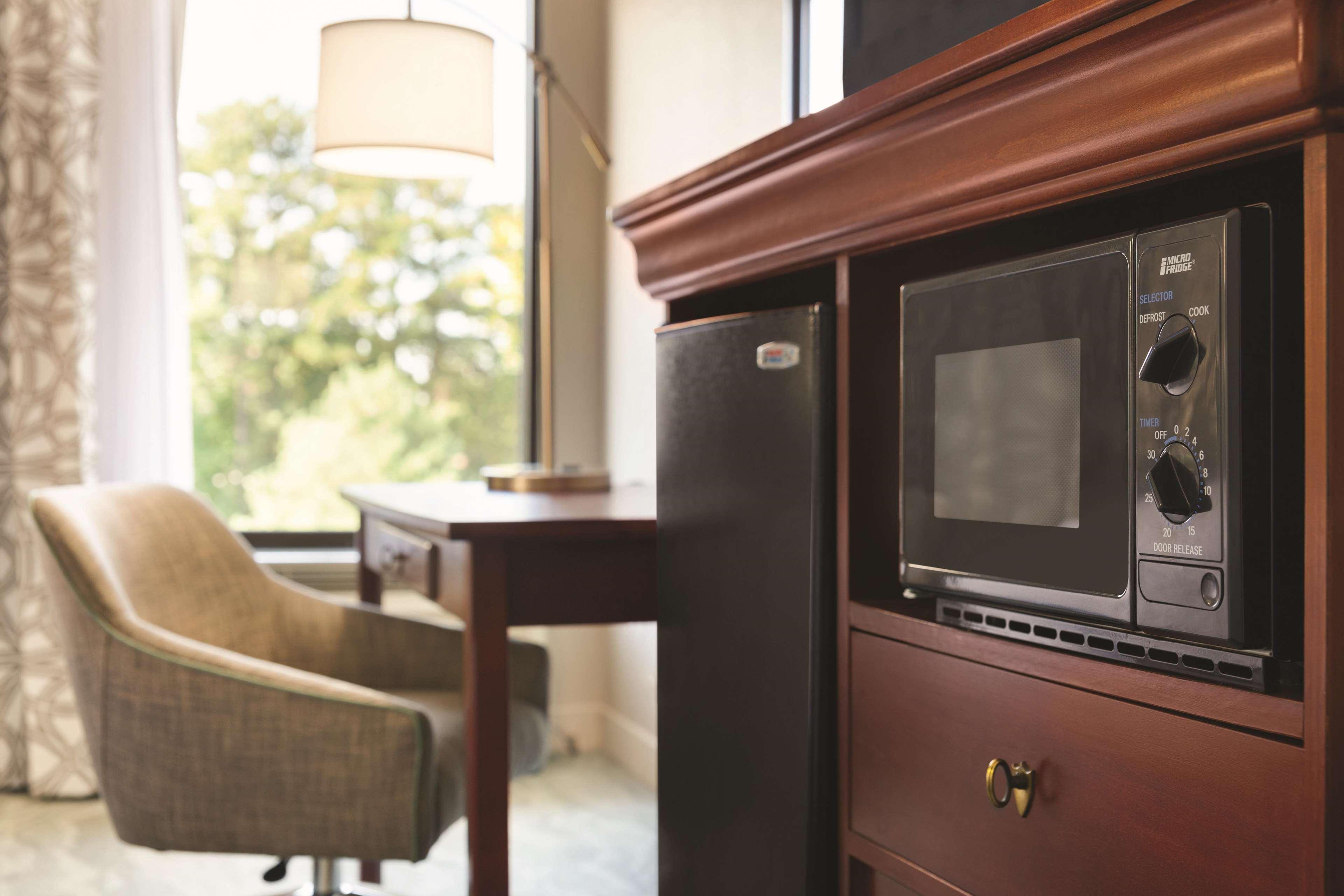 Hampton Inn Richmond/Ашленд Экстерьер фото