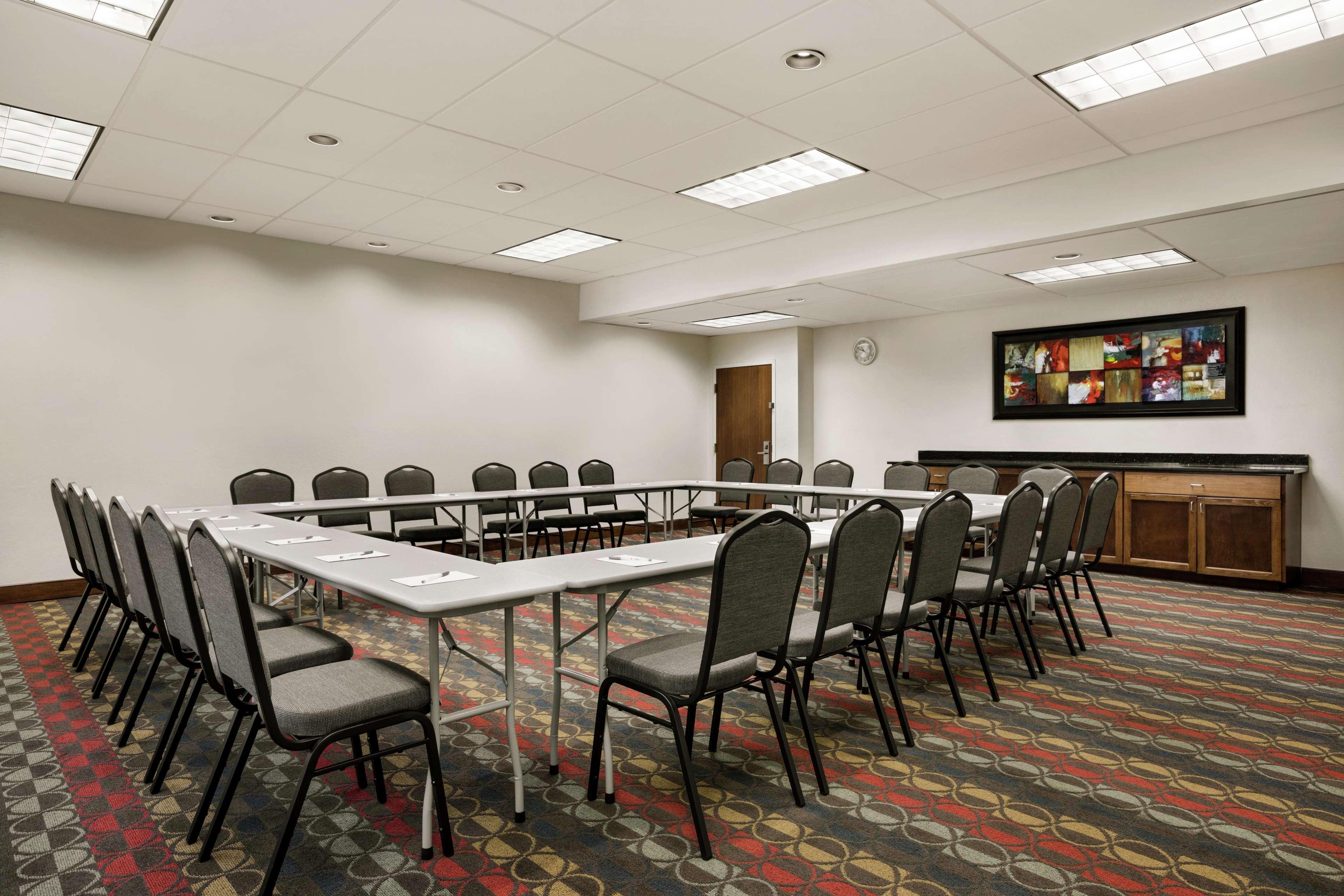 Hampton Inn Richmond/Ашленд Экстерьер фото
