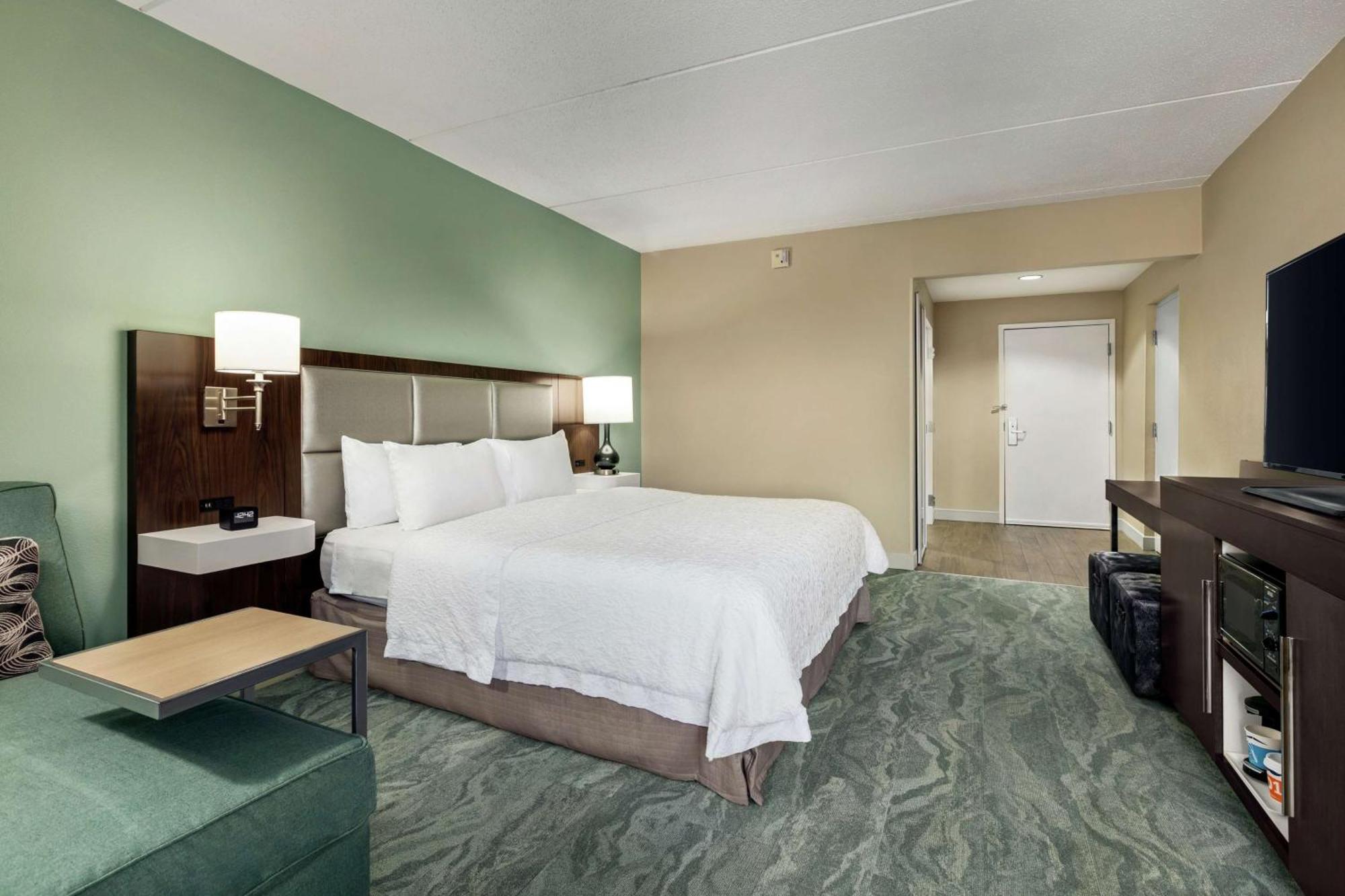 Hampton Inn Richmond/Ашленд Экстерьер фото