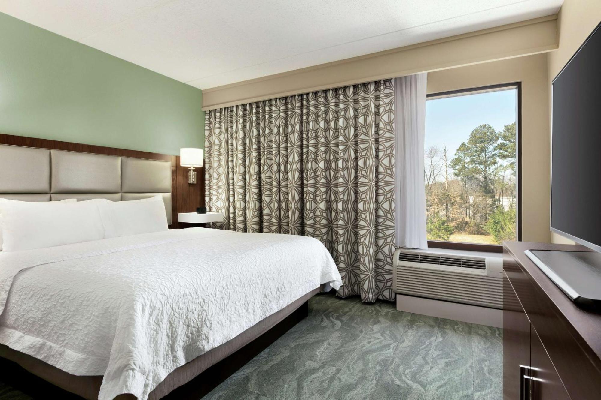Hampton Inn Richmond/Ашленд Экстерьер фото