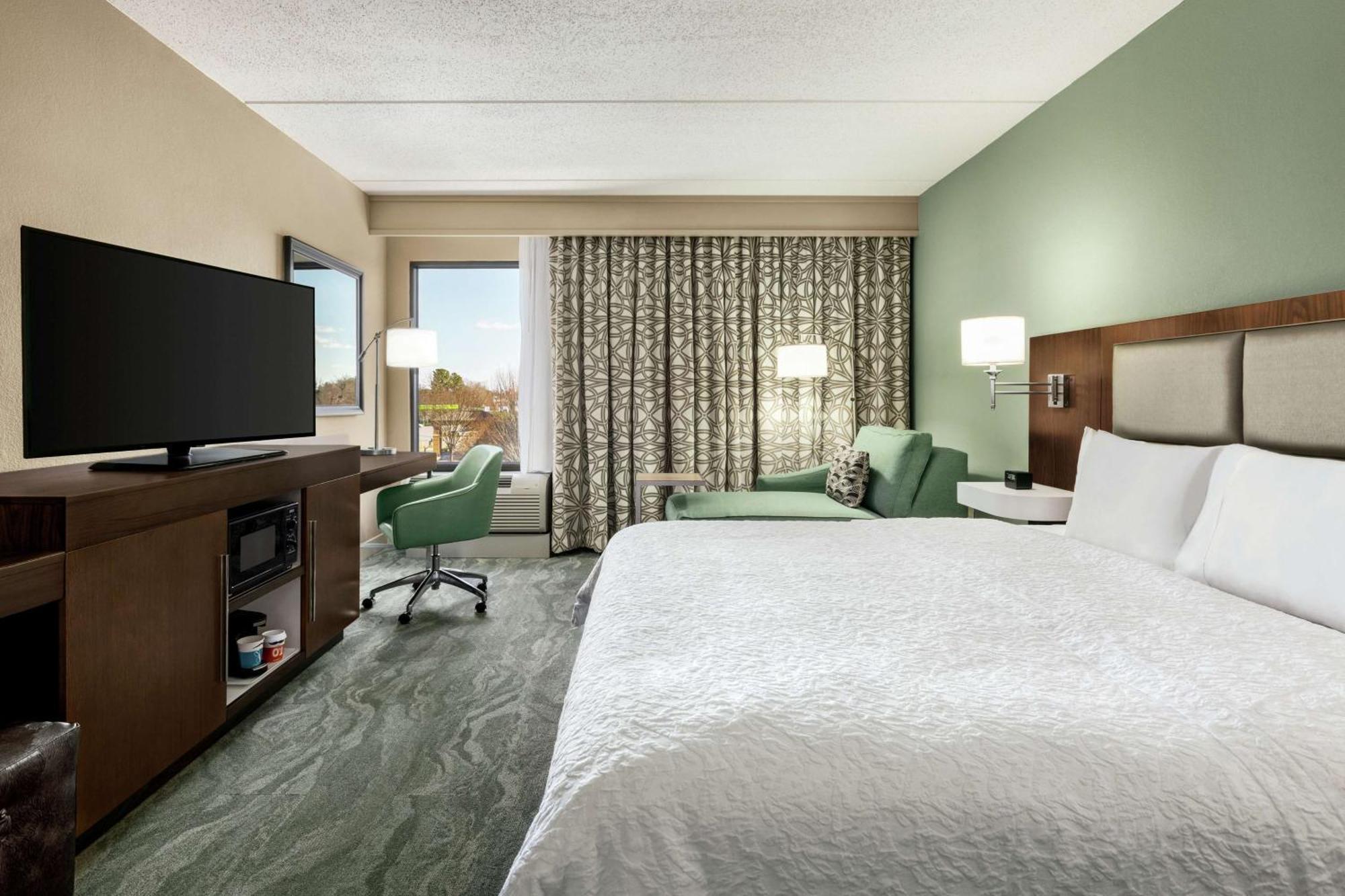 Hampton Inn Richmond/Ашленд Экстерьер фото