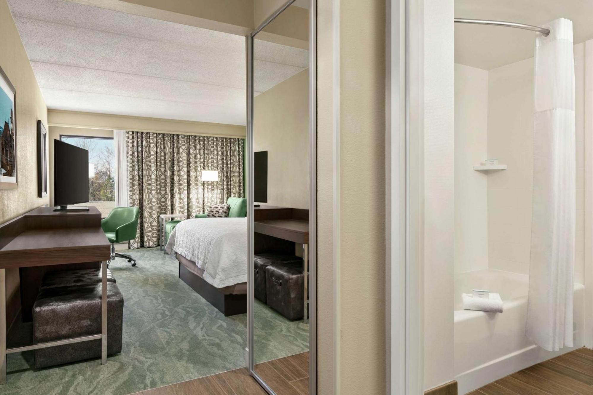 Hampton Inn Richmond/Ашленд Экстерьер фото