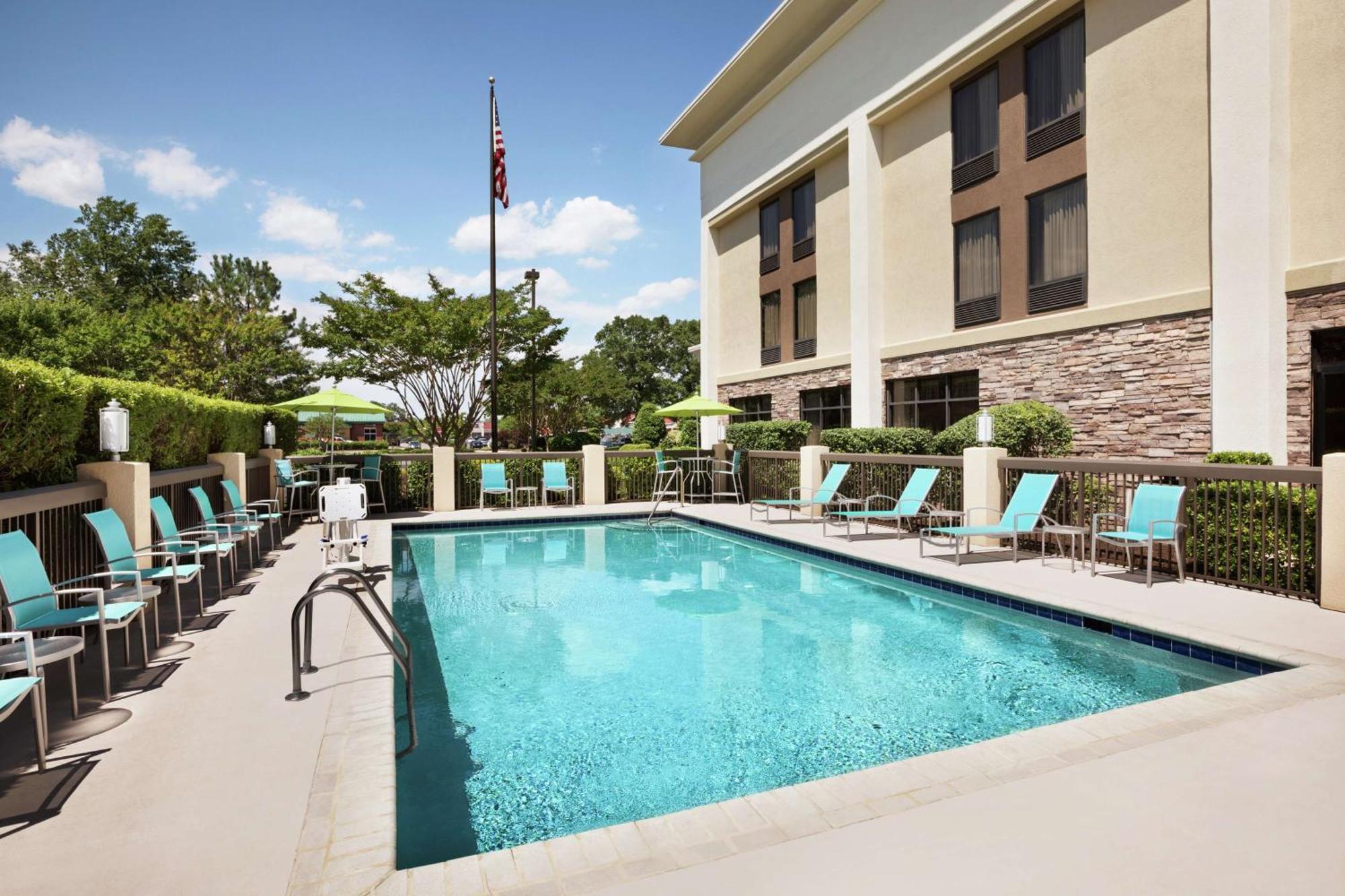 Hampton Inn Richmond/Ашленд Экстерьер фото