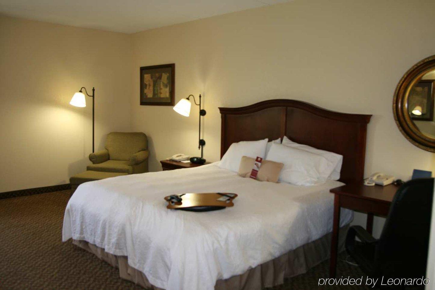 Hampton Inn Richmond/Ашленд Номер фото